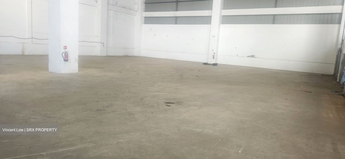 Tampines Industrial Drive (D18), Warehouse #504280391